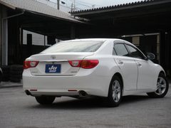 2011 TOYOTA MARK X, rear three-quarter view