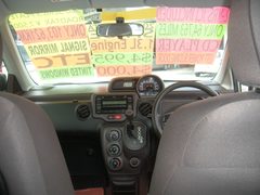 2013 TOYOTA SPADE, dashboard from the rear seat