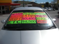 2011 HONDA STREAM RST, windshield with the price signs