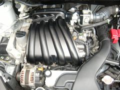 2009 NISSAN TIDA, engine bay