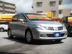 2009 NISSAN TIDA, front three-quarter view