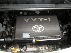 2007 TOYOTA b B, engine bay