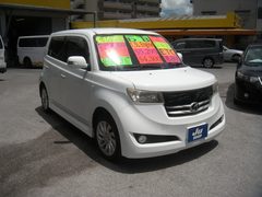 2007 TOYOTA b B, front three-quarter view