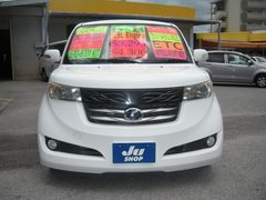2007 TOYOTA b B, front view
