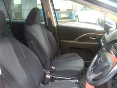 2011 MAZDA PREMACY, front seats