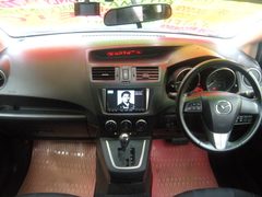 2011 MAZDA PREMACY, dashboard and steering wheel